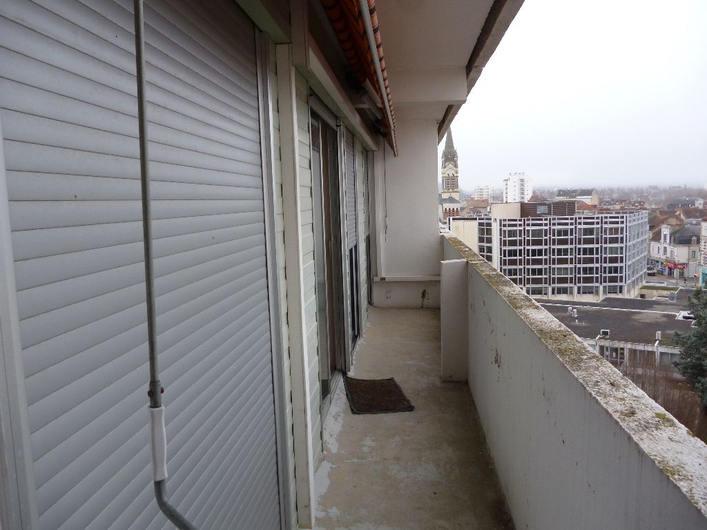 Montluçon Appartement 2 pièces dernier étage 49 m2