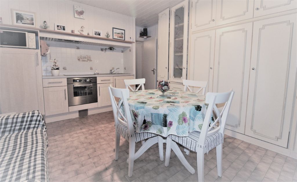STUDIO CABINE DE 25M² 100 Mètres de la plage 111 600 euros