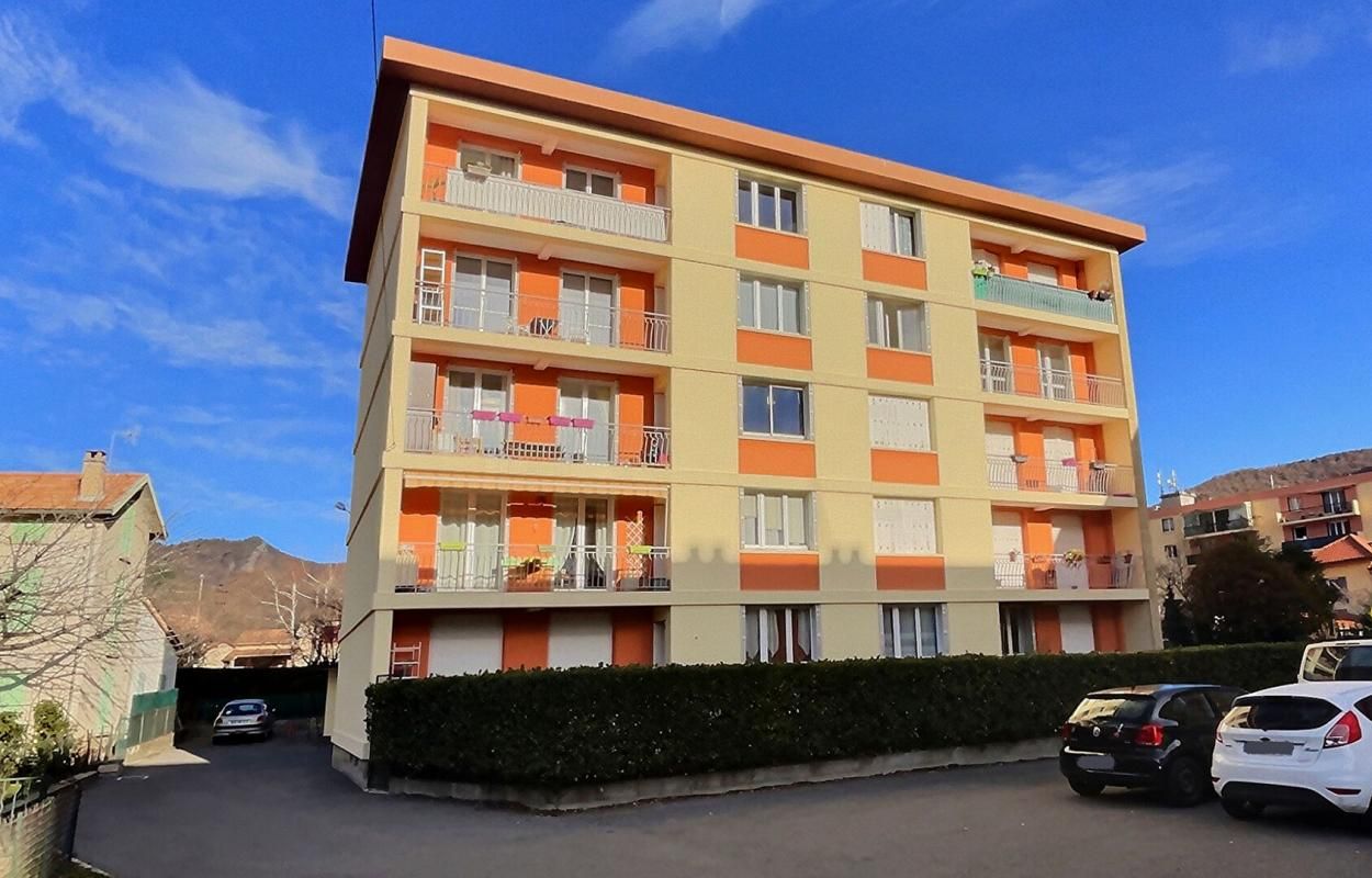 Appartement  lumineux 3 chambres 80m2 Digne Les Bains  (04000)