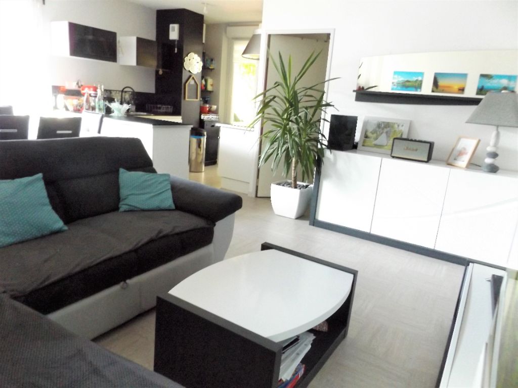 Appartement -3 pièces - 62 m² - BEAUJOIRE