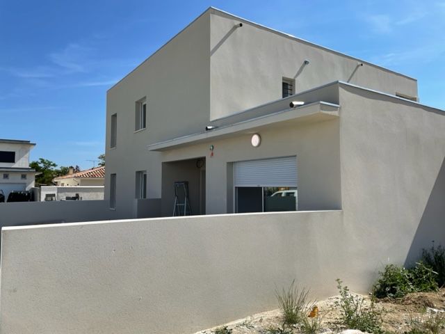 Villa 8 pièce(s) 200 m2 5 chambres