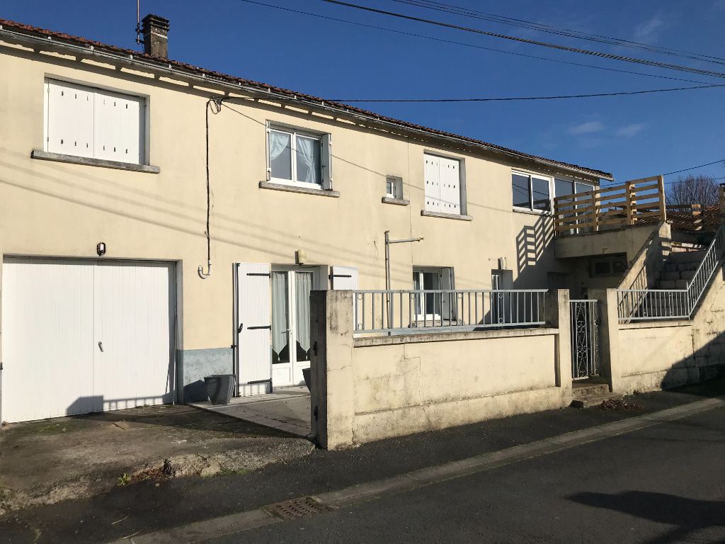 Maison Saivres 6 pièce(s) 130 m2