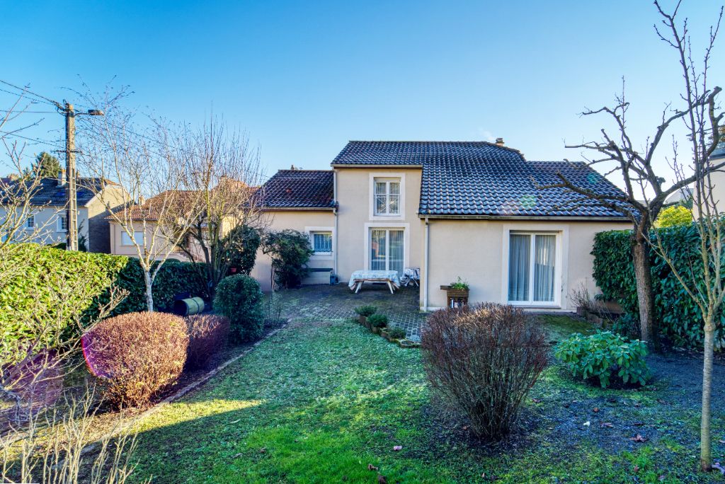 Maison Individuelle 7 pièces Longeville-les-Metz 170 m²