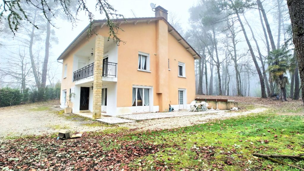 Maison au calme avec splendide vue