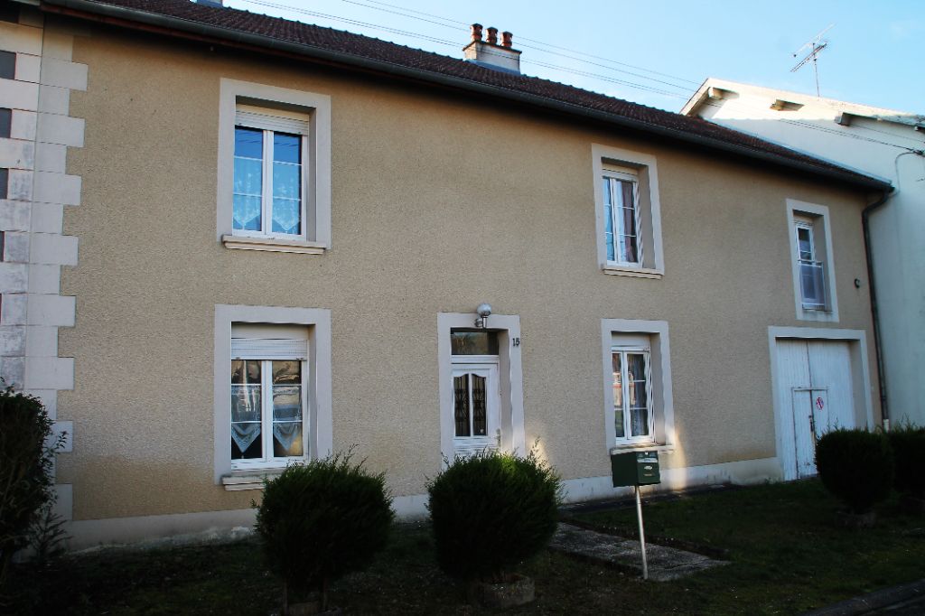 Maison Montfaucon D'argonne 8 pièce(s) 175 m2