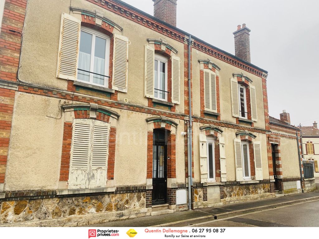 Immeuble de rapport : 4 appartements et jardin secteur gare à Romilly-sur-Seine
