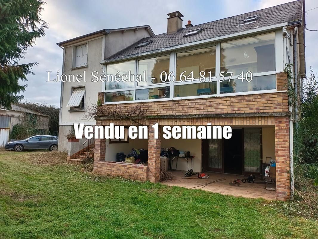 Maison 10 pièce(s) de 160 m2 et grande dépendance pour activité professionnelle