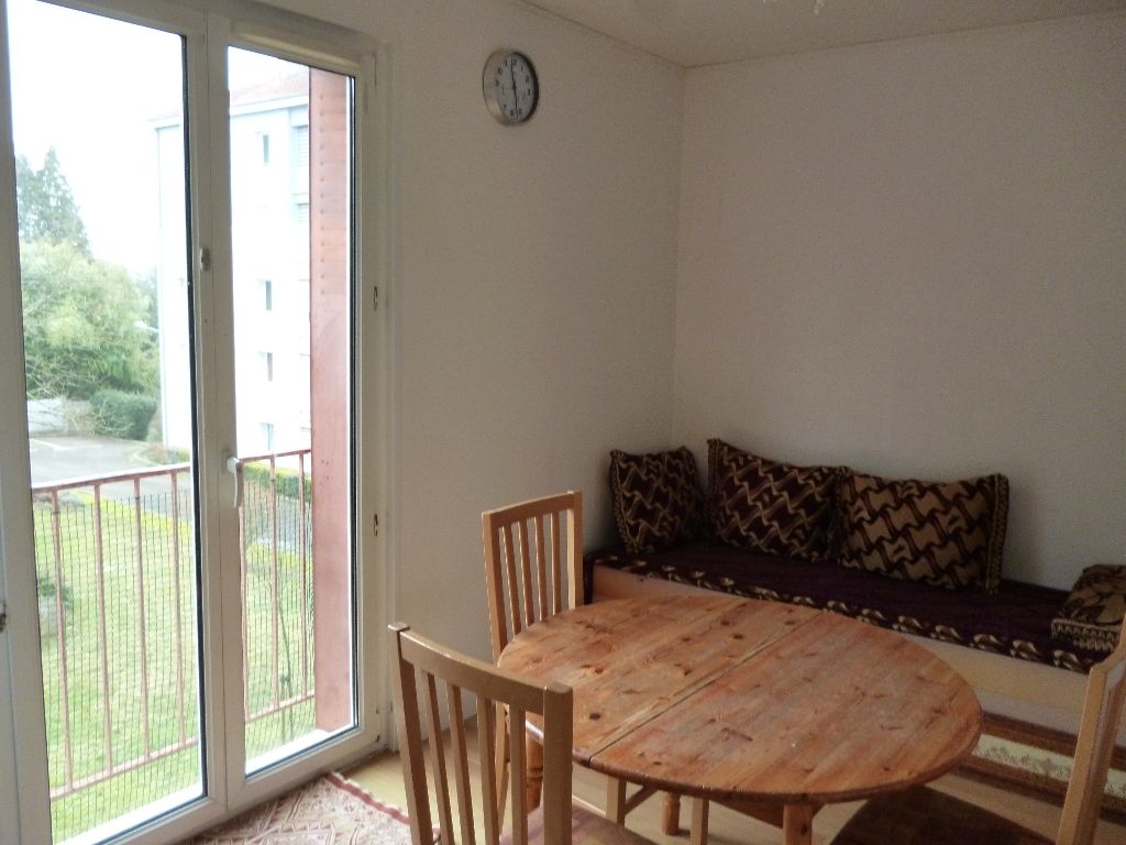 Appartement Vichy 5 pièce(s) 4 chambres 85m2