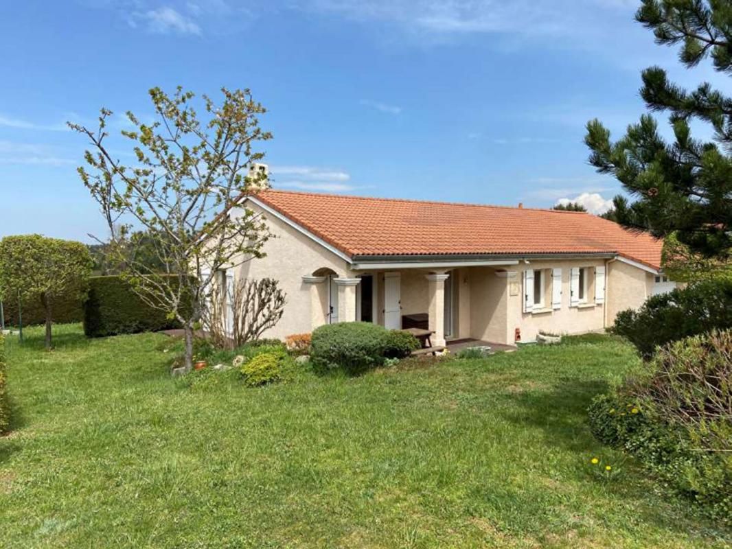 Les Villettes 43600 maison plain-pied de 97m²  4 chambres sur 840m² de terrain plat