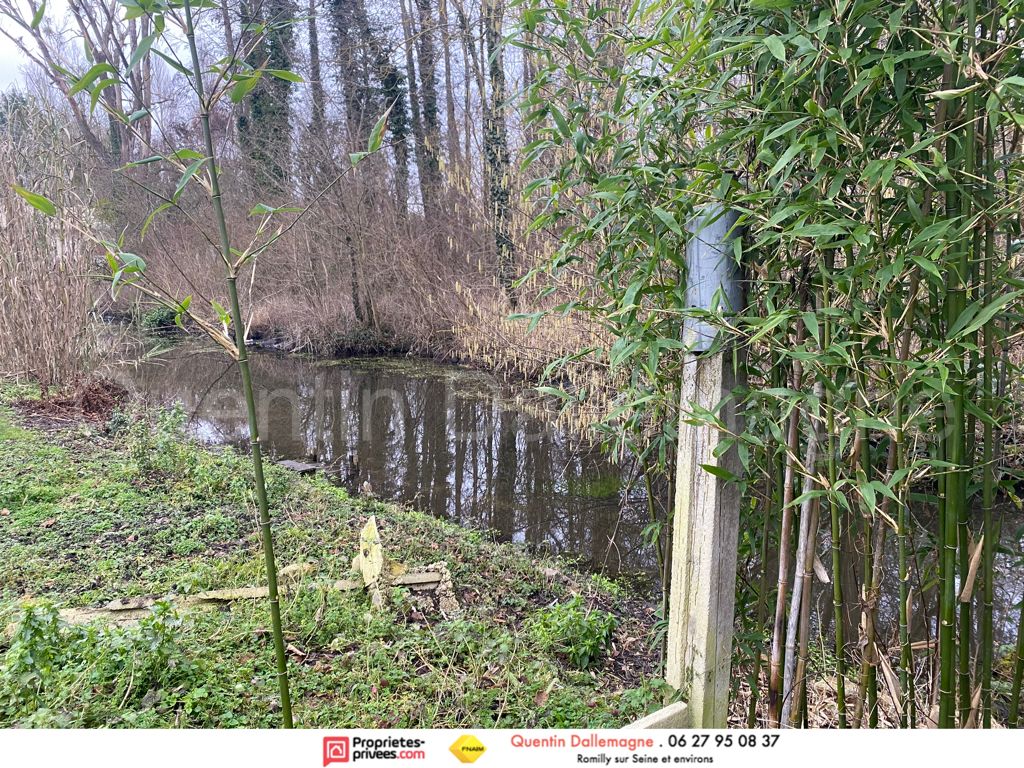 Joli terrain en bordure de ruisseau 705 m2 Romilly-sur-seine