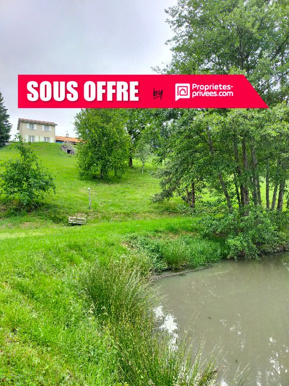 Maison Vollore Ville 8 pièce(s) 205 m2  sur  2,5 ha  de terrain avec étang