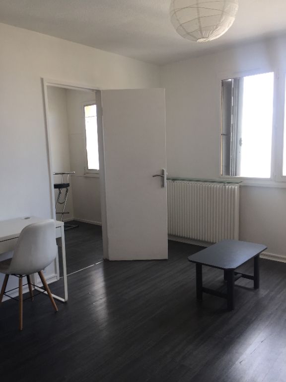 Appartement Clermont Ferrand 1 pièce(s) 31 m2