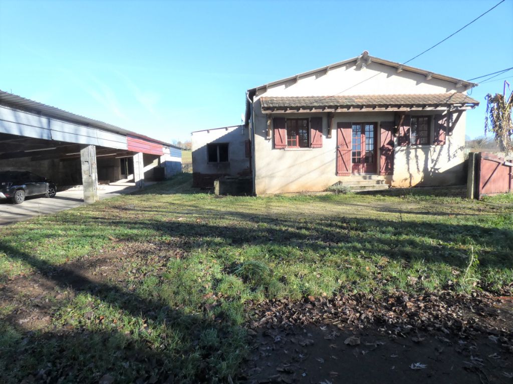 Maison de plain-pied 159m²/ 4 chs / hangar / garage / jardin 1417m²