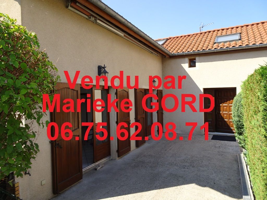 Firminy 42700 Belle maison de 180 m² 3 chambres sur 500 m² de terrain