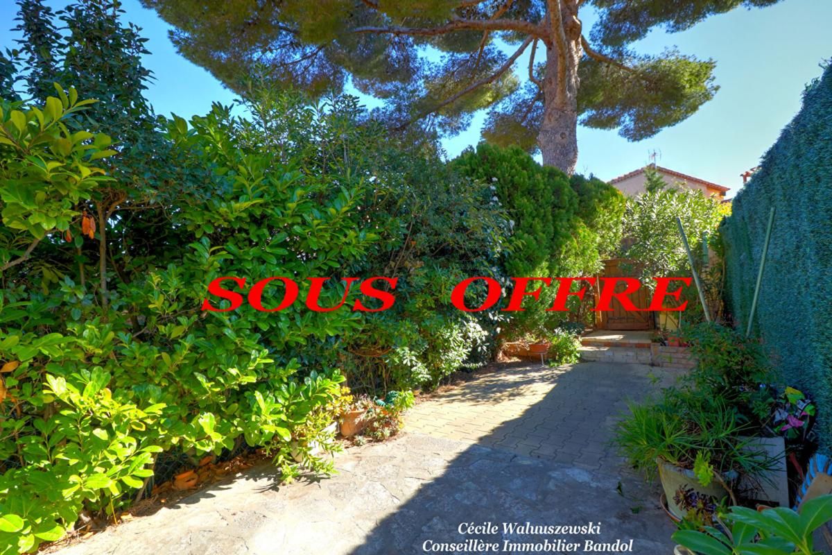 Villa club - 2 pièces  à Bandol les Calanques (83150)