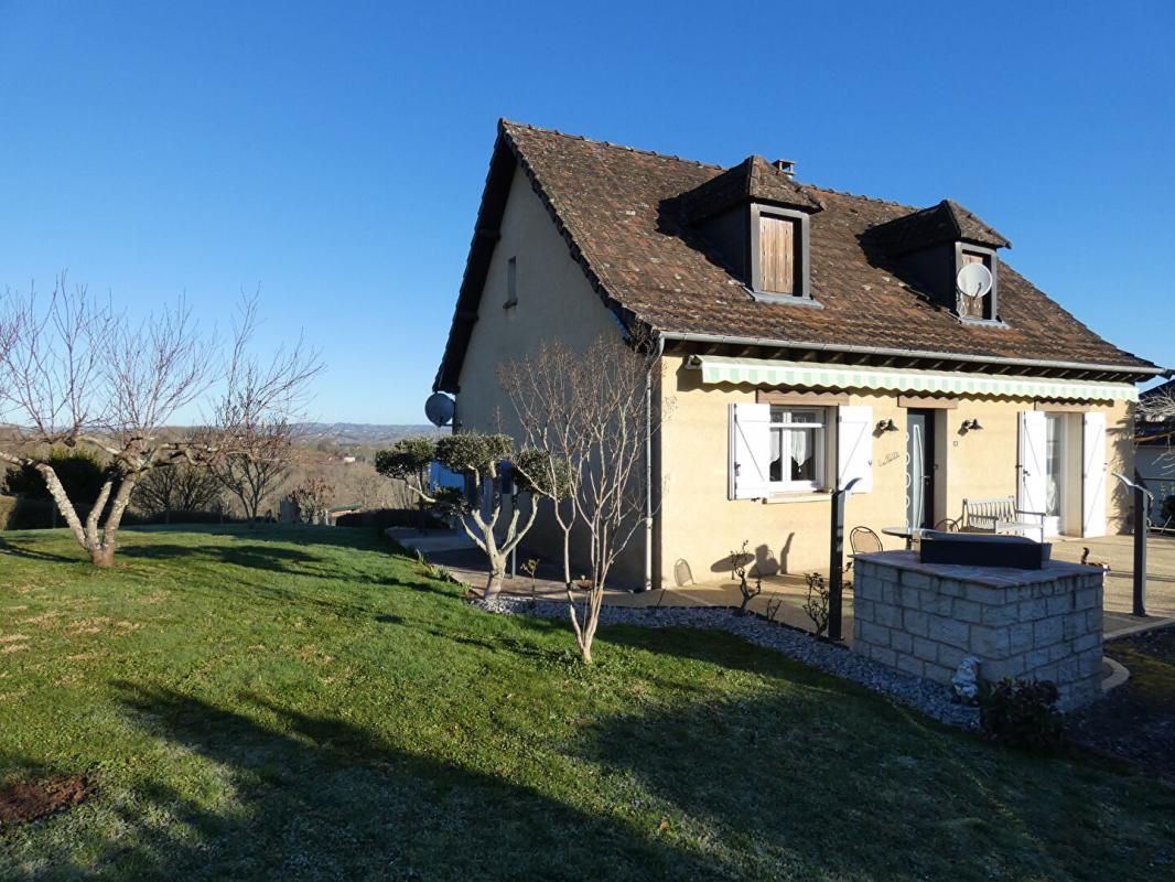 Maison Saint Aulaire 3 chambres avec piscine et vue sur la vallée