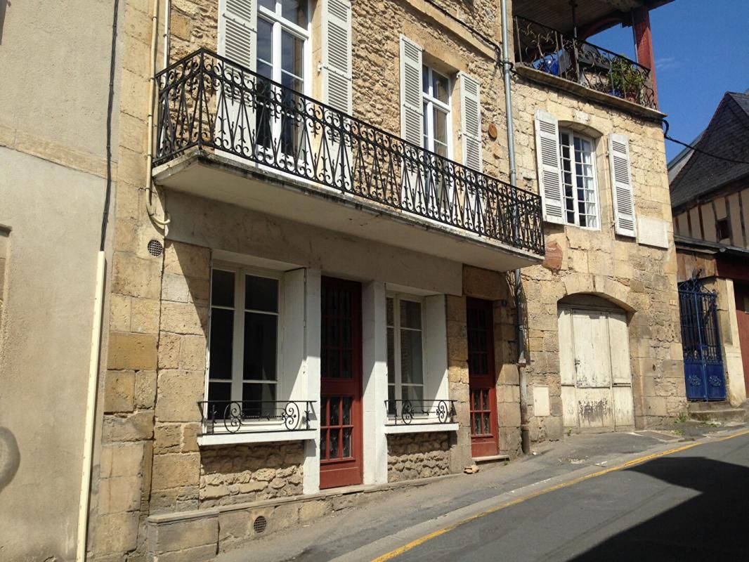 Maison de village Montignac 5 pièce(s) 108 m2