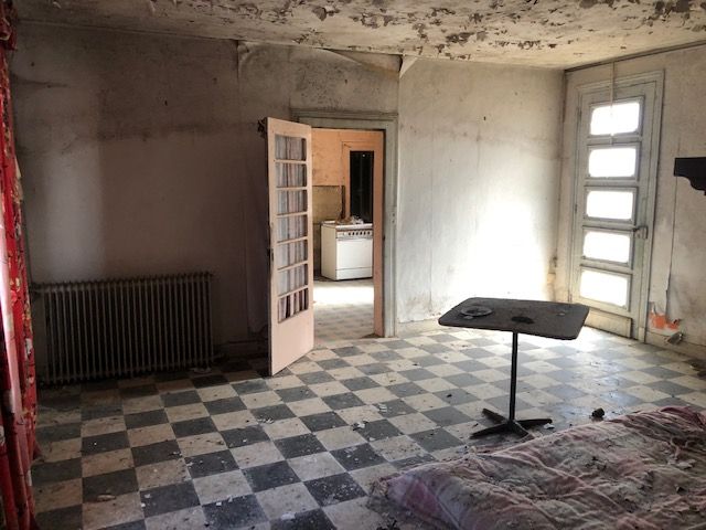 ETREPAGNY située à 5 mn d'Etrepagny Maison de 5 pièce(s) 90 m2 sur 700 m² 2