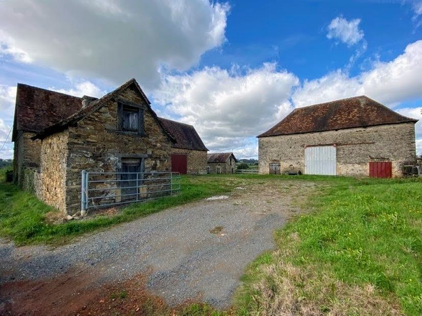 Corps de ferme Dussac 3 pièce(s) 455 m2