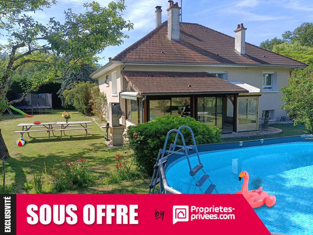 Belle maison de 166 m2 à Montamisé , 5 chambres, jardin, garage, annexe