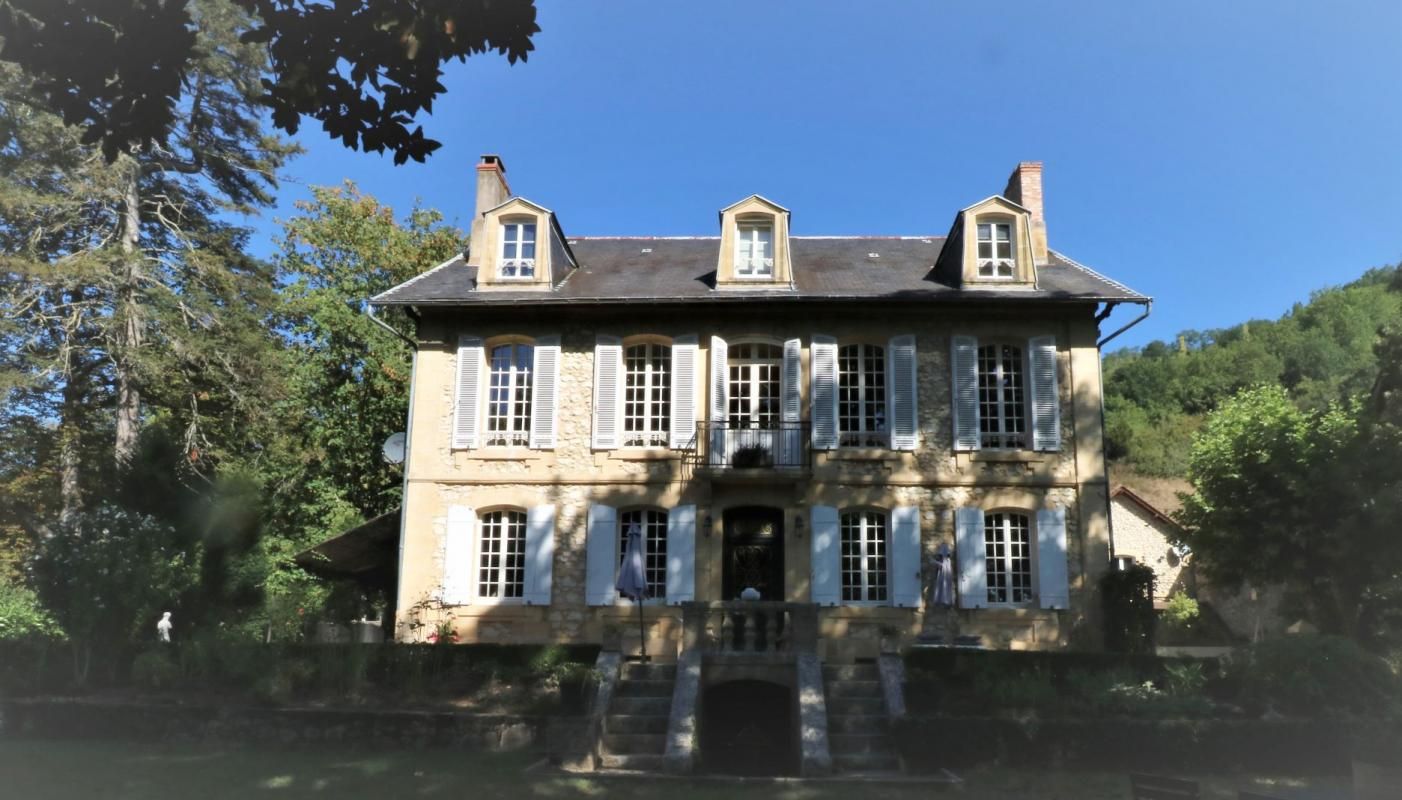 Maison de Maître Coux Et Bigaroque Mouzens 11 pièce(s) 345 m2