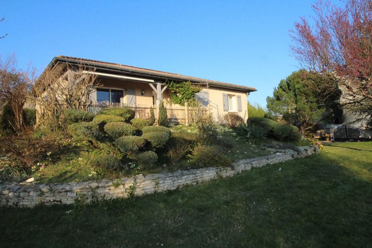 Villette de vienne (38200), Splendide Maison T6 de 131m² hab, 5 ch, avec sous sol semi enterré , Parcelle d'env.1173m² Piscinable
