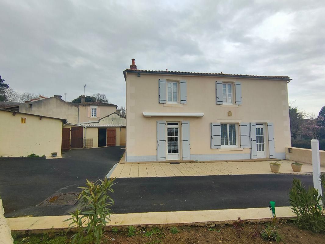 Maison  8 pièce(s) 118 m2