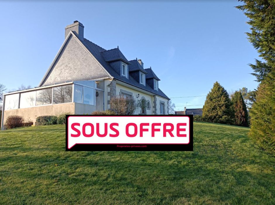 29530 Plonévez du Faou maison parfaitement entretenue 4 chambres sous sol et terrain 2600 m²