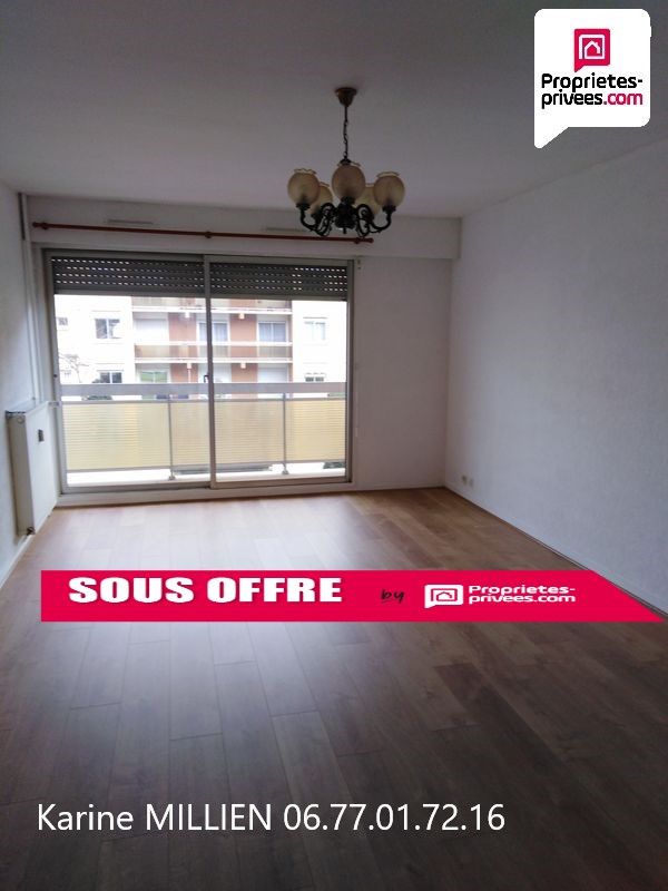 DREUX 28100 Appartement 2ème étage avec ascenseur - 1 chambre - 2 balcons - Cave - Place de parking en sous sol - 125990  HAI