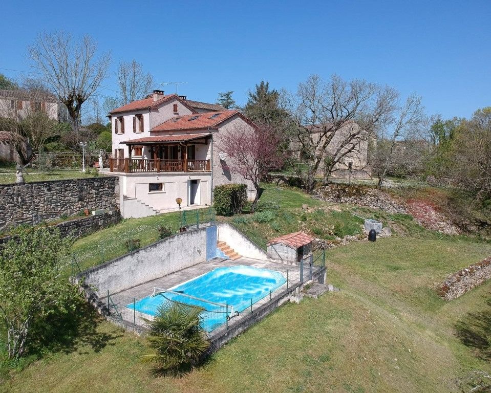 Maison en pierre 4 pièce(s) 110 m2 avec piscine