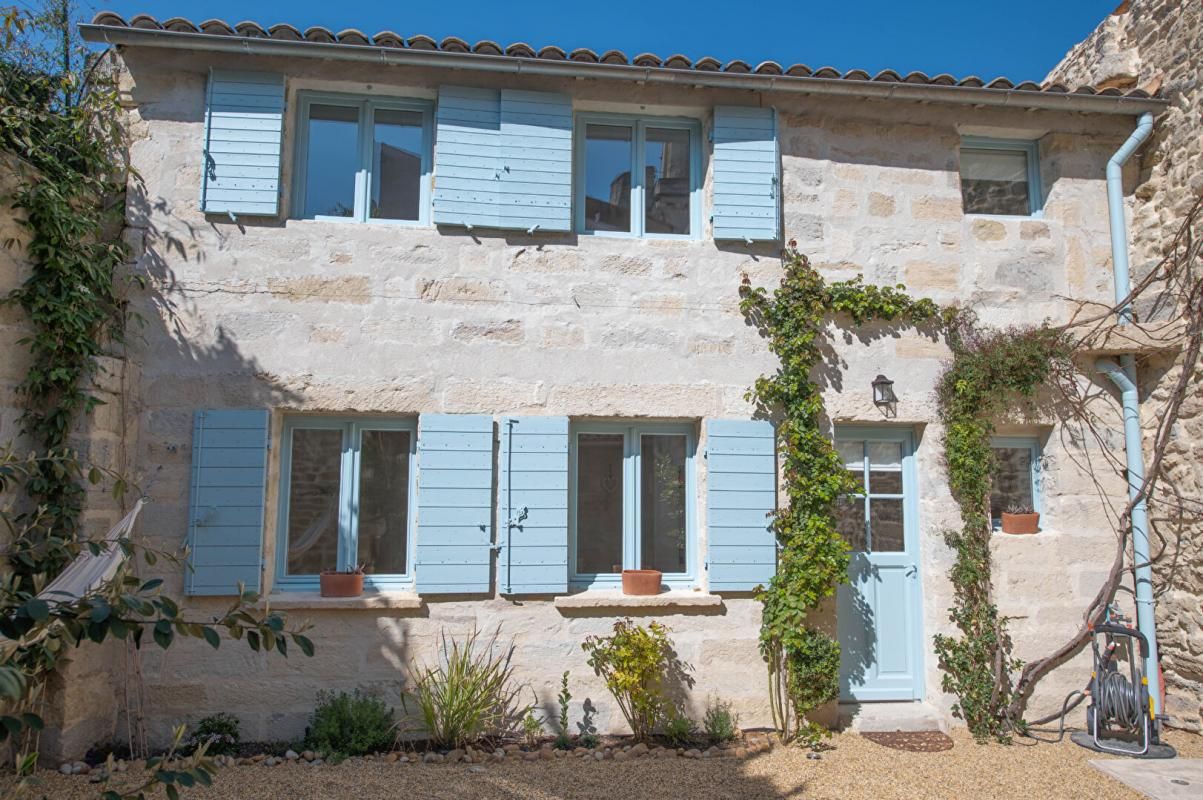 Maison de village Saint Remy De Provence 5 pièce(s) 165 m2