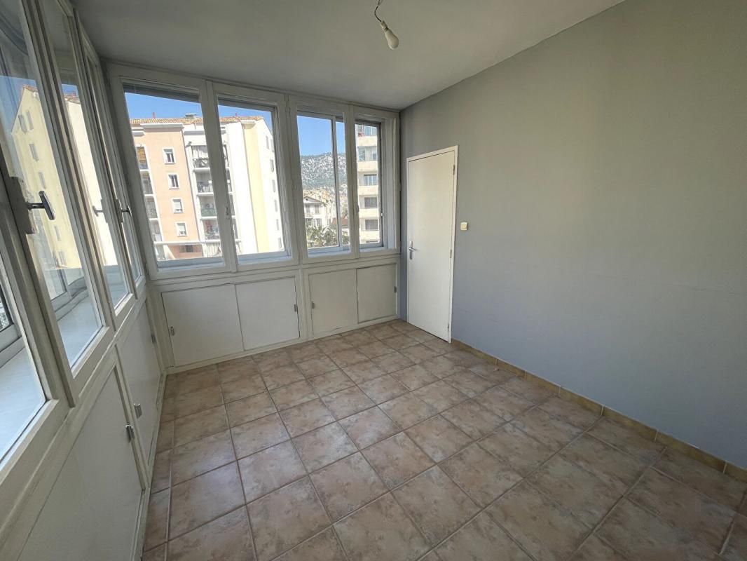 Vente Appartement T4 de 73 m² Toulon Ouest (83200)