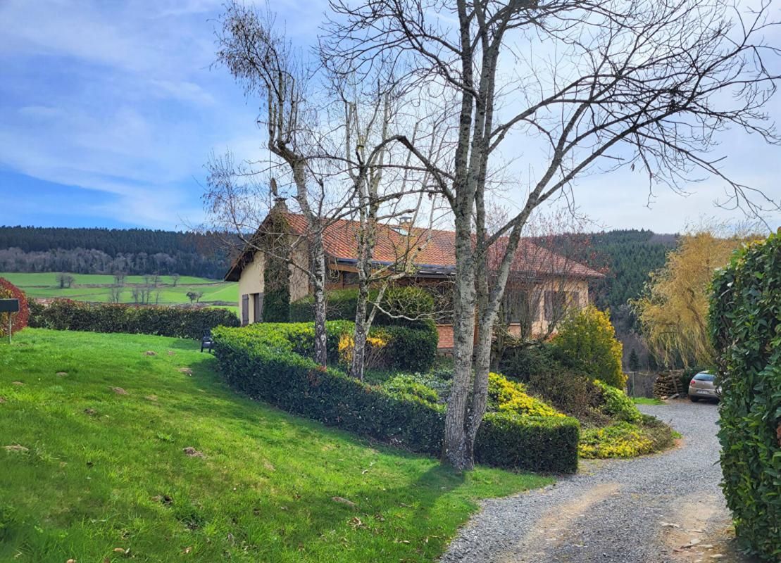 Très belle villa de 150 m2 sur 2500m2 de terrain