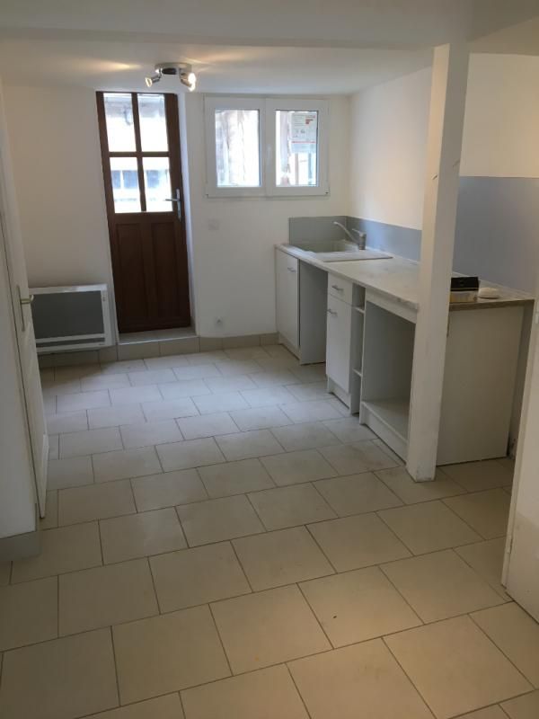 Maison Château -  Porcien 3 pièces , 2 chambres   60 m2 environ