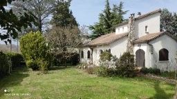 Maison individuelle, Berrias Et Casteljau 6 pièce(s) 149m2 sur terrain de 1490 m2