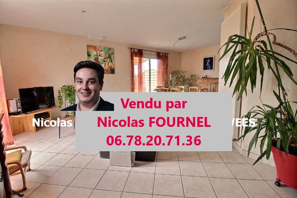 Civens 42110 Maison individuelle environ 102m² habitables sur 900m² de terrain 3 chambres 1 bureau garage