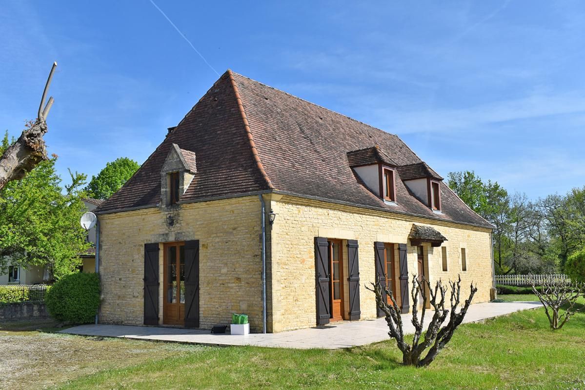 Maison Salignac Eyvigues 5 pièce(s) 152 m2