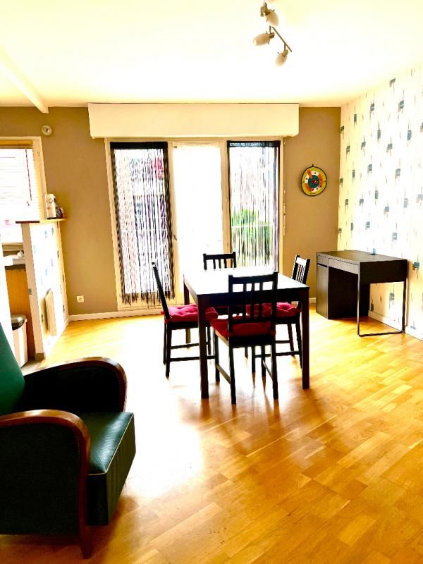 Appartement Lille 2 pièce(s) 50.15 m2, Cave, parking libre fermé