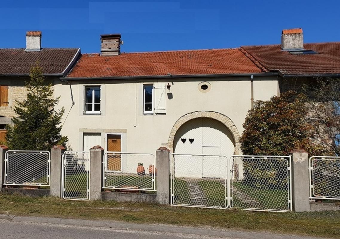 Maison proche  Corre 5 pièce(s) 129 m2 dépendance, jardin