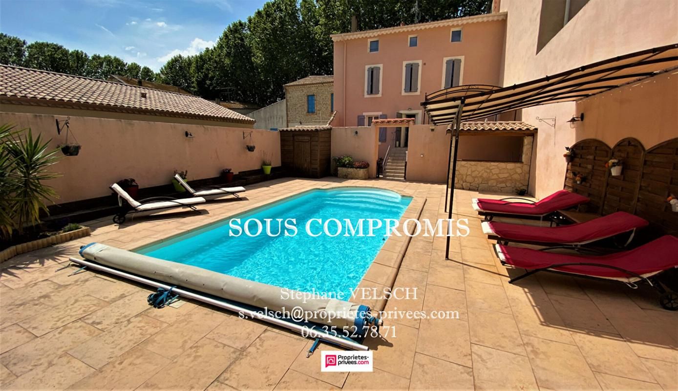 Maison Capestang 8 pièce(s) 263 m2 - terrain de 260 m2 - Piscine