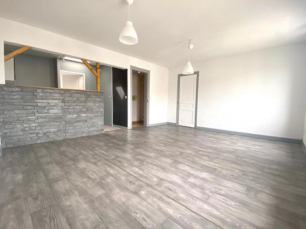 REIMS 51100 - Appartement  2 pièces - 110.990  - 46 m2