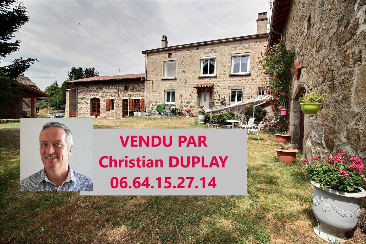 Entre Jonzieux et Marlhes 42660 maison type Corps de ferme 188m² habitables 364m² de dépendances sur 4747m² de terrain