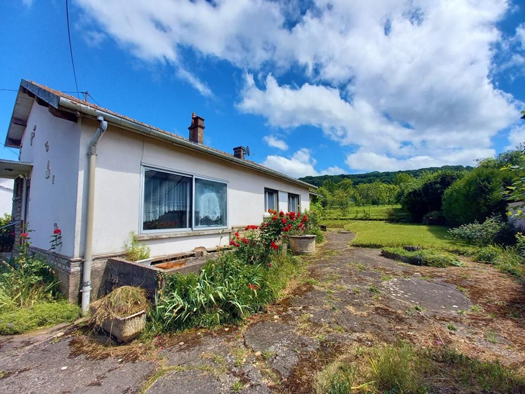 Maison à Quincey 6 pièces 74 m2 à 99 990 Euros