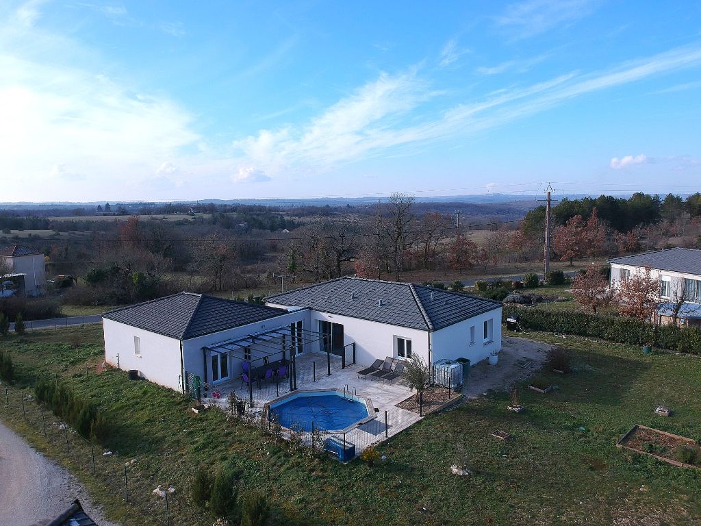 Maison à 10 minutes de Cahors, 4 chambres et piscine