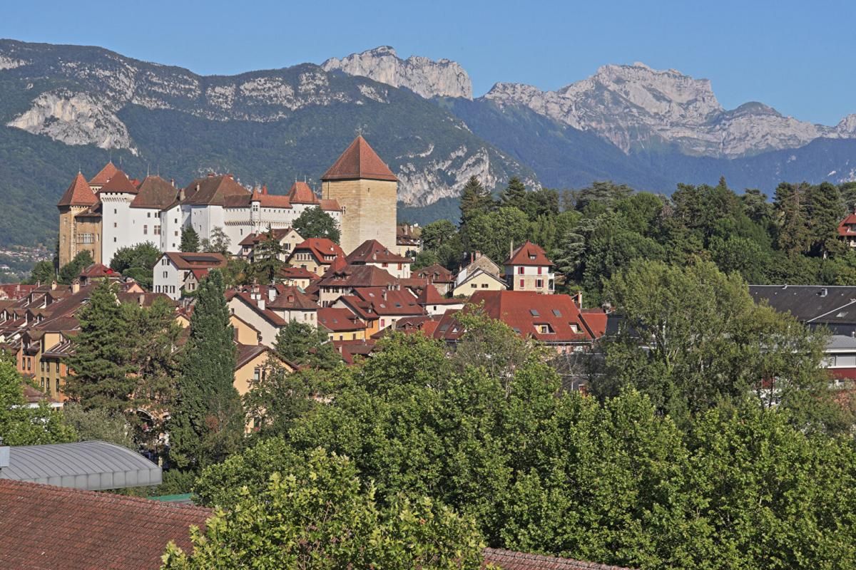 Appartement 2/3 pièces - Annecy (74000) - 444 000 - 66 m² environ