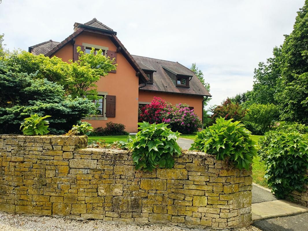 Maison d'architecte de 6 pièces et 200 m2 au sol