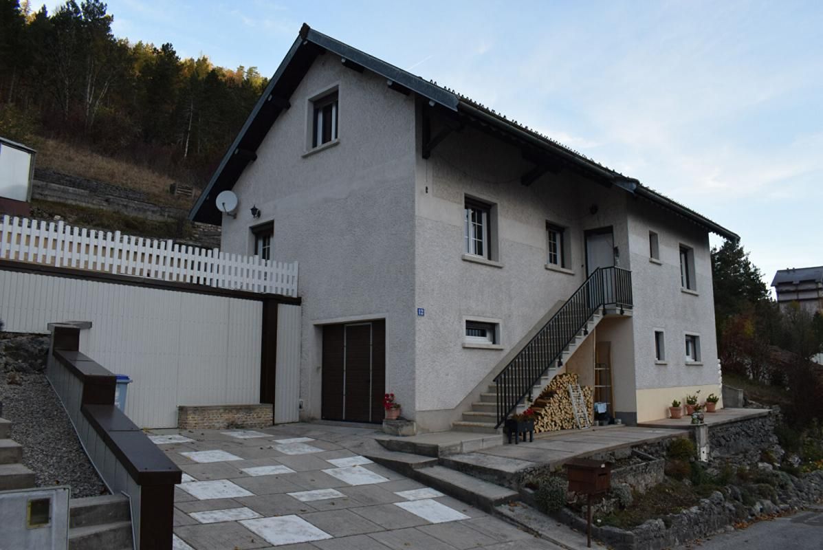 Maison 7 pièce(s) 160 m2