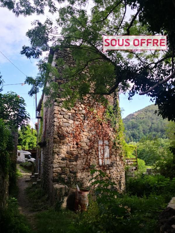 Maison proche de la rivière à rénover