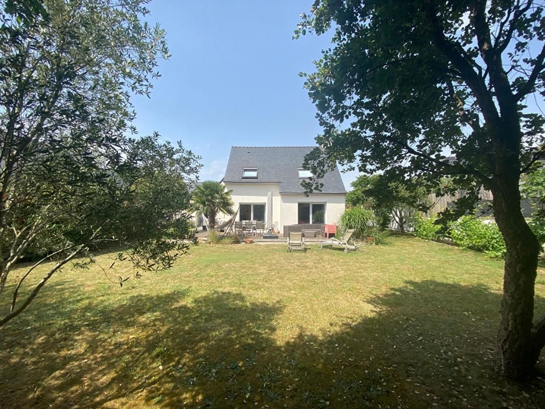 Maison ST-Philibert Centre Bourg 5 pièce(s) 110 m2