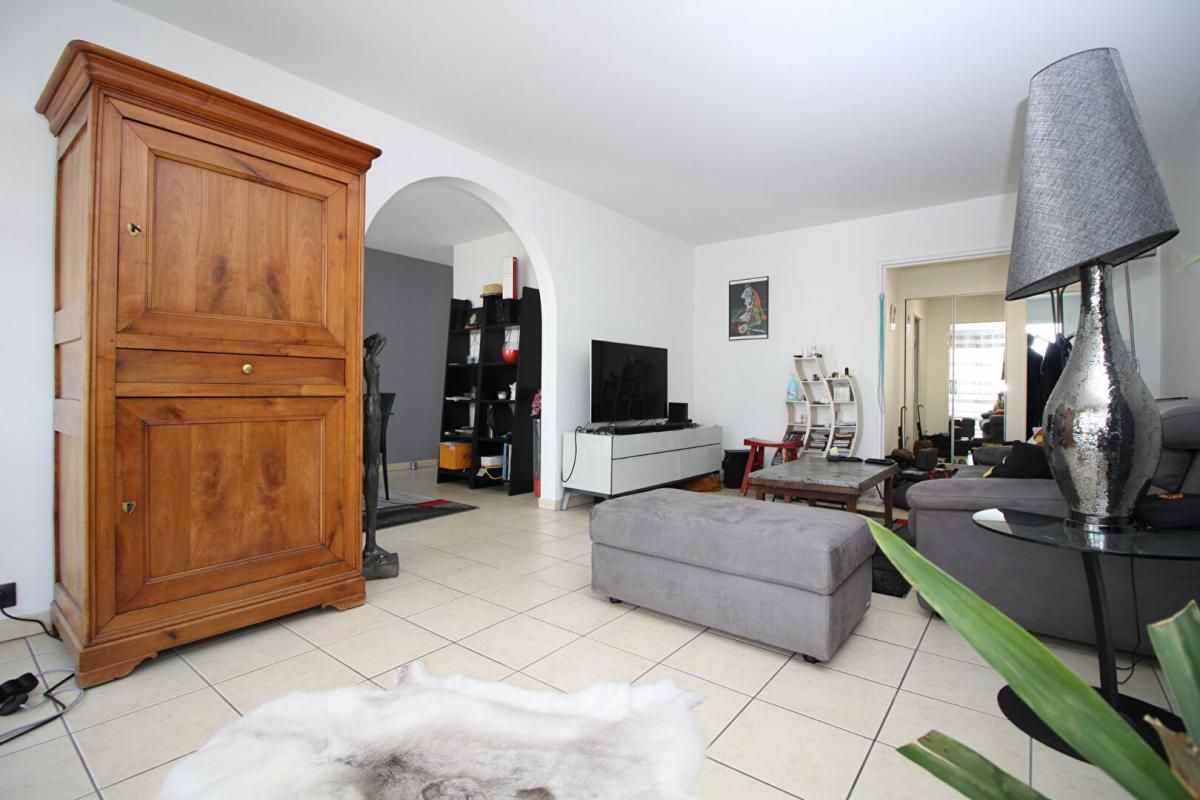271000 euros Appartement Reims 5 pièce(s) 105 m2